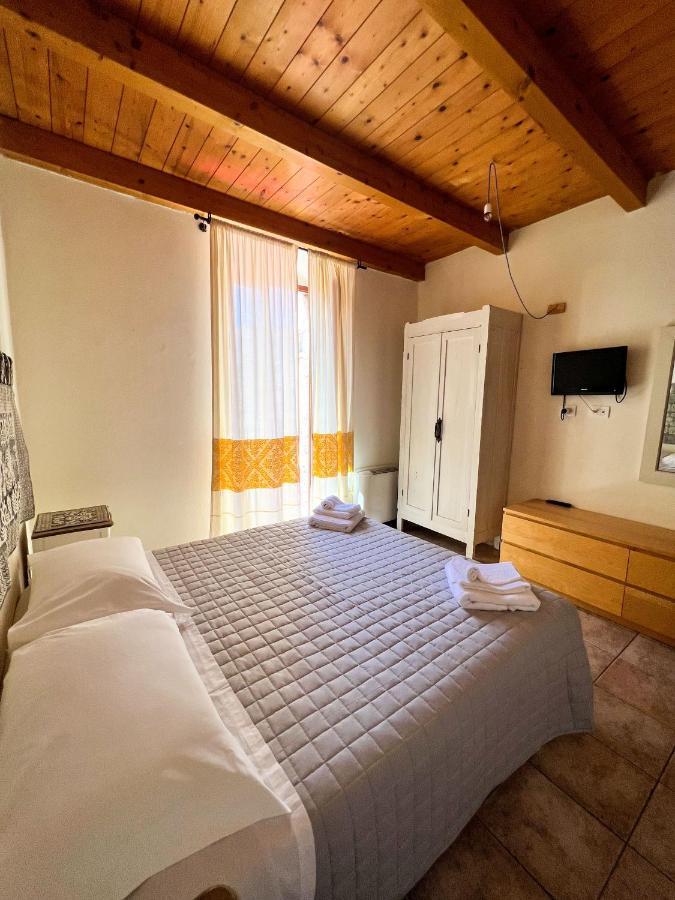La Vecchia Torre Hotel Bosa Kültér fotó