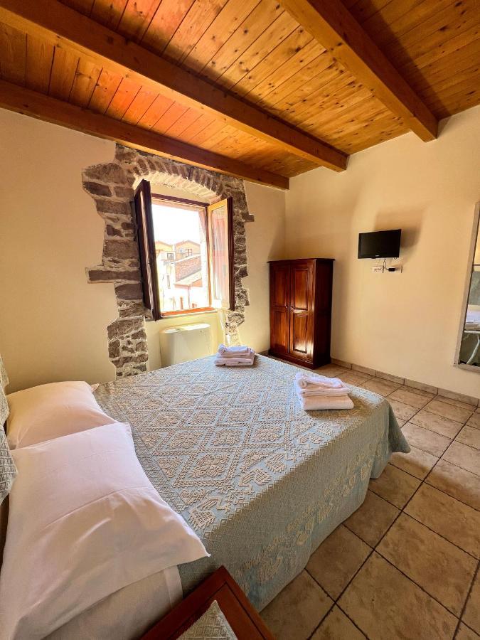 La Vecchia Torre Hotel Bosa Kültér fotó