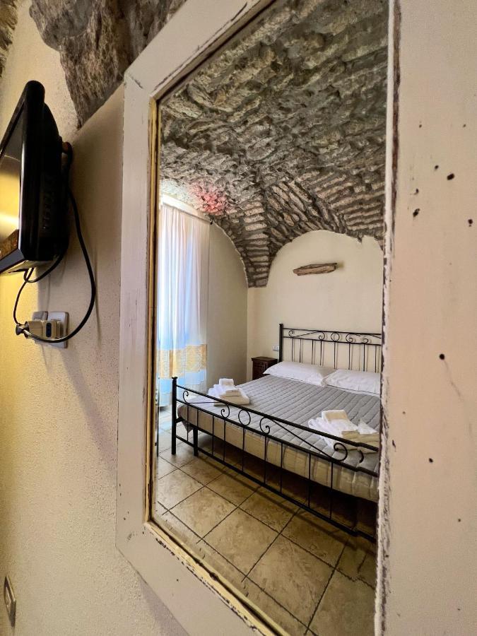 La Vecchia Torre Hotel Bosa Kültér fotó