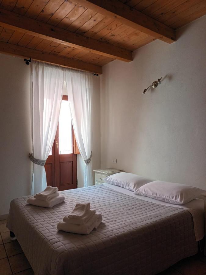 La Vecchia Torre Hotel Bosa Kültér fotó